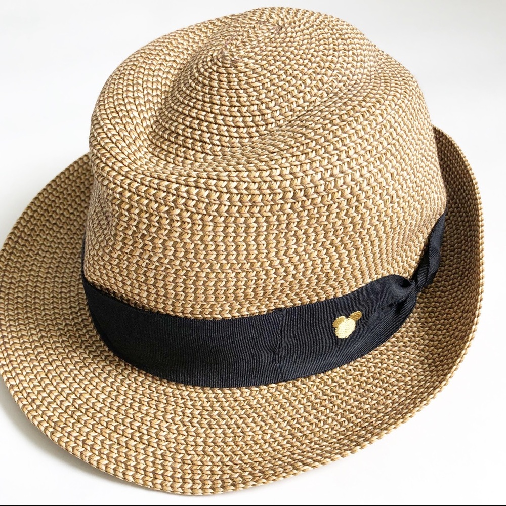 Walt Disney World Hat/Fedora in Tan/Straw.
